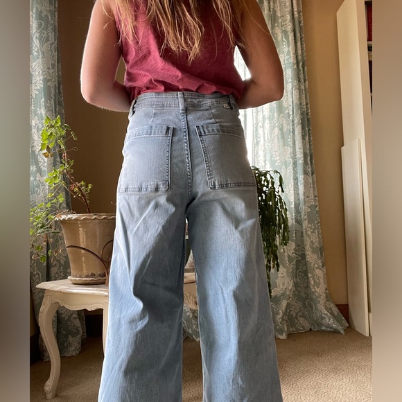 Billabong Wide Leg light wash high rise jeans - Picture 3 of 12